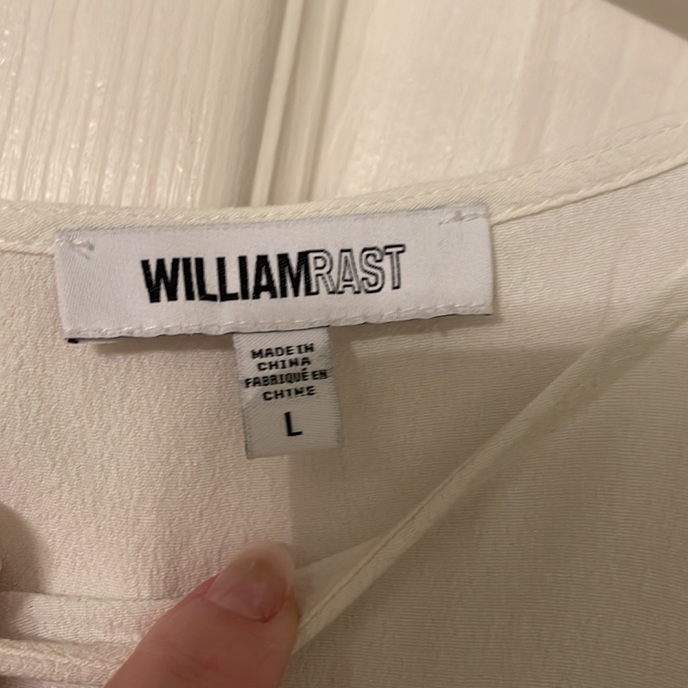 William Rast large blouse - Picture 2 of 5